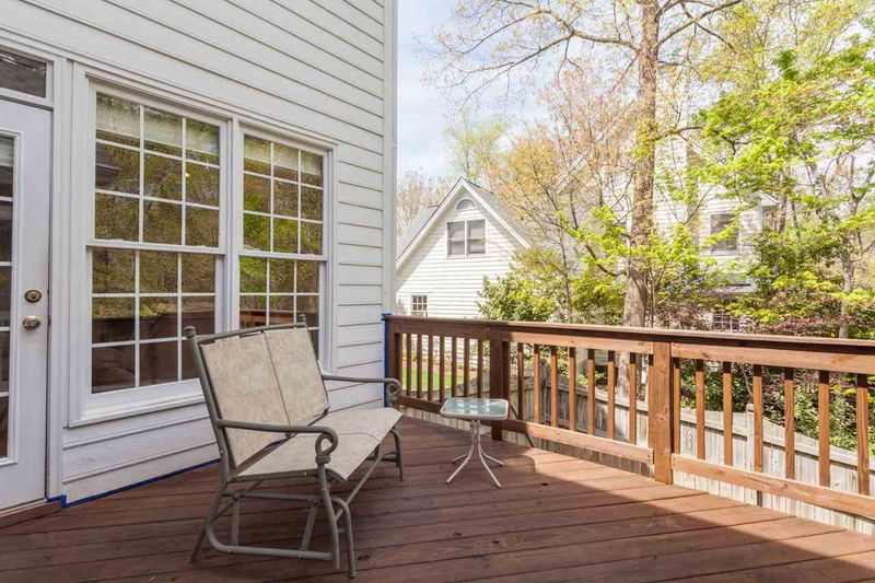 116 Hotelling Ct, Chapel Hill, NC 27514