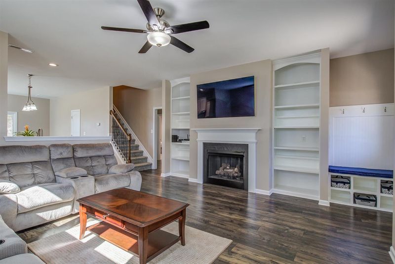 116 N Kramer Pa, Clayton, NC 27527