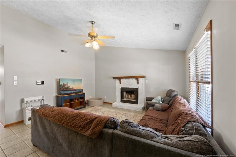 116 Lark Ct, Fayetteville, NC 28306