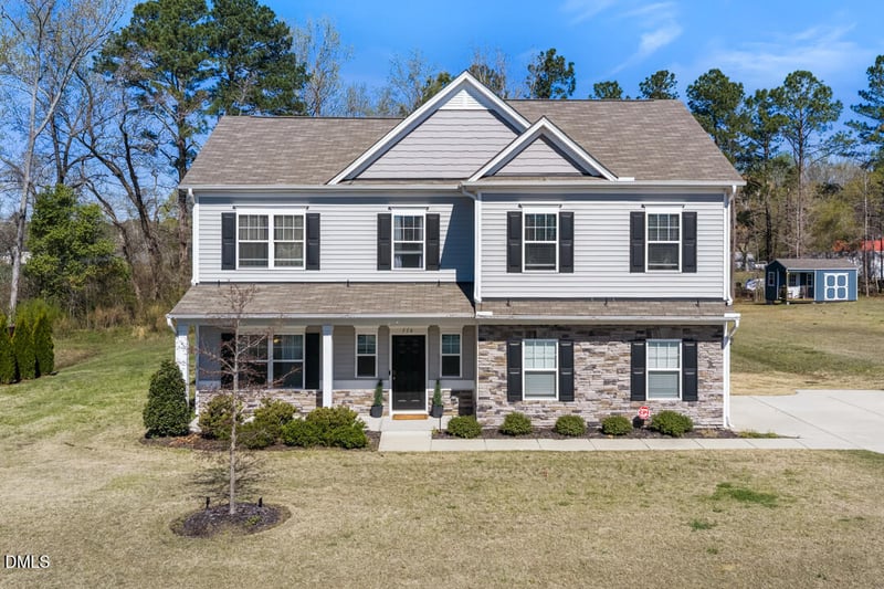 116 Lexington Dr, Sanford, NC 27332