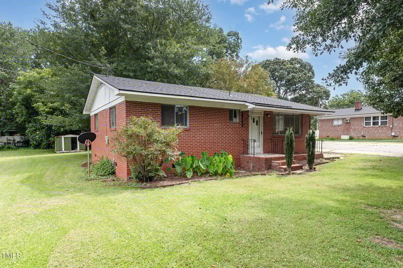 116 Lillington St, Angier, NC 27501