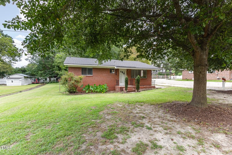 116 Lillington St, Angier, NC 27501