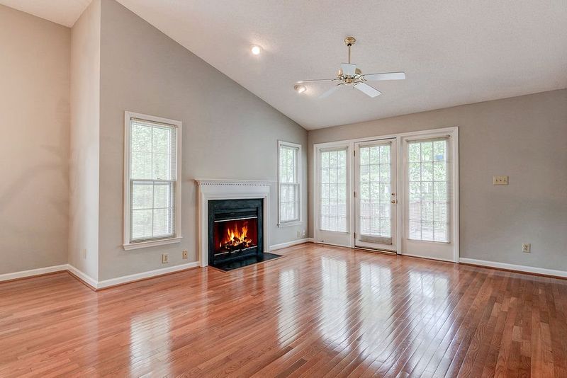116 Linville River Rd, Cary, NC 27511