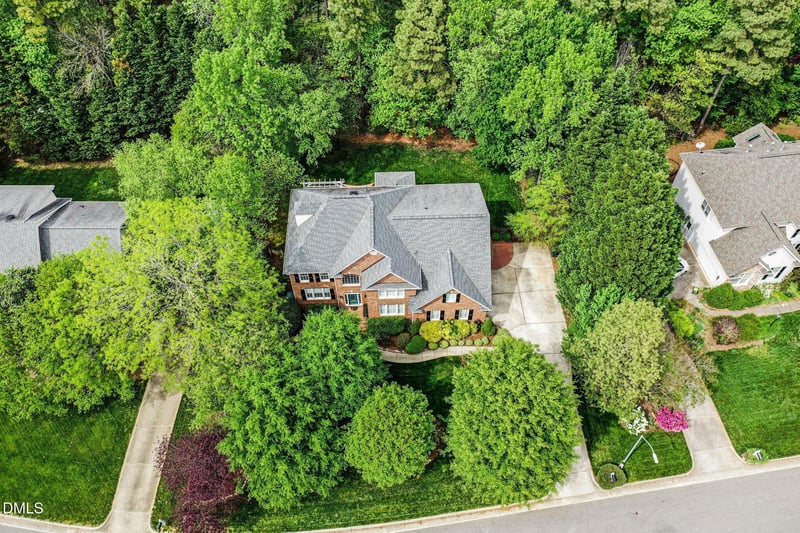 116 Loch Pointe Dr, Cary, NC 27518