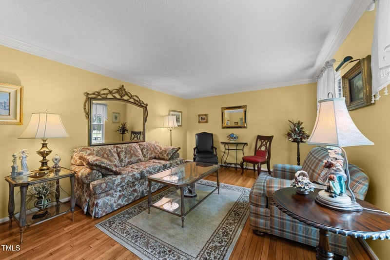 116 Lost Tree Ln, Cary, NC 27513