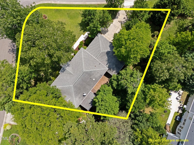 116 Lost Tree Ln, Cary, NC 27513