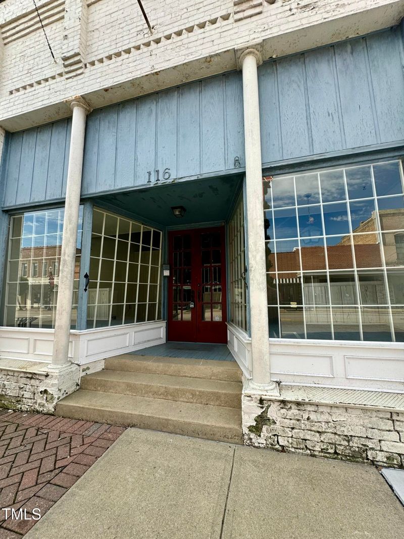 116 E Main St, Benson, NC 27504