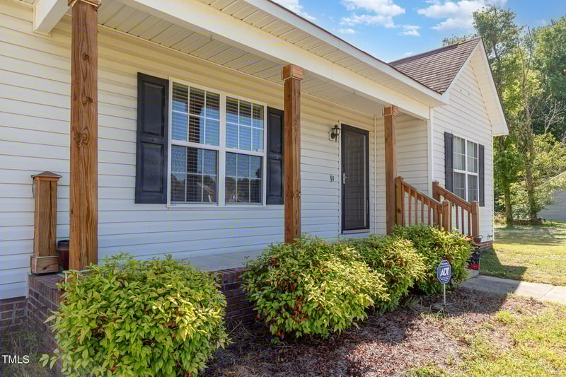 116 Meade Dr, Four Oaks, NC 27524