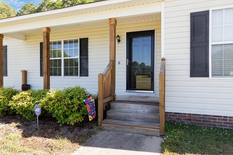 116 Meade Dr, Four Oaks, NC 27524