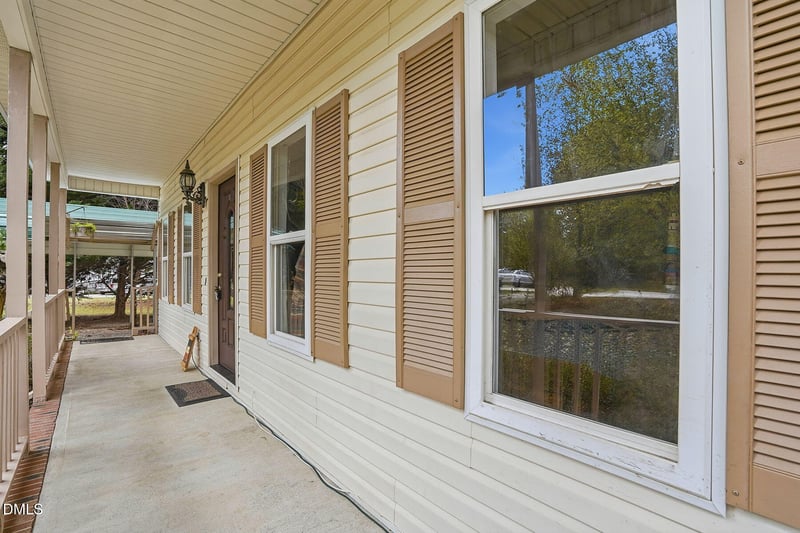 116 Meadow Ridge Ln, Willow Springs, NC 27592