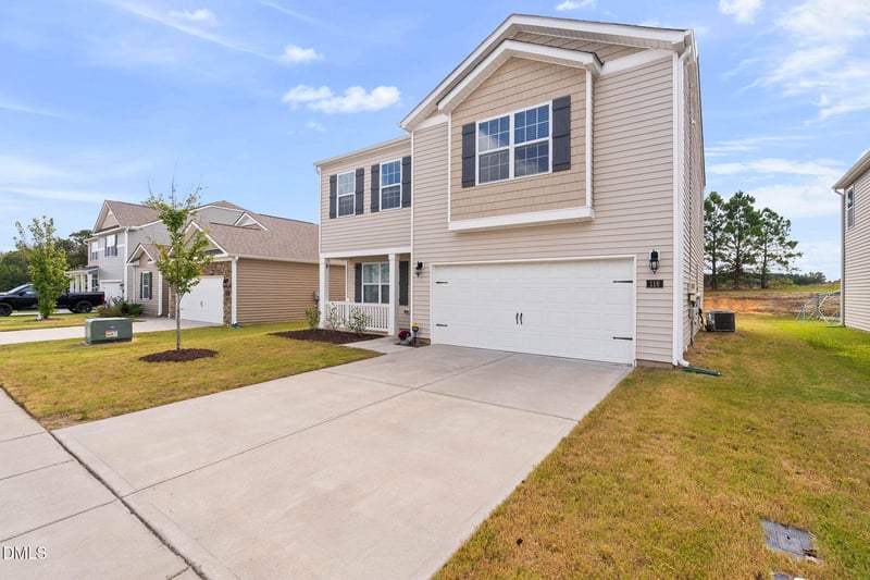 116 Norris Creek Dr, Clayton, NC 27527