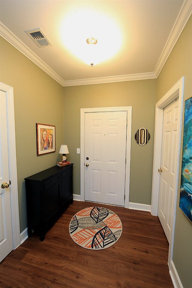 116 Northbrook Dr #302, Raleigh, NC 27609