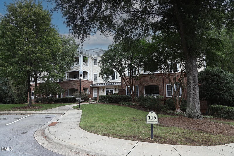 116 Northbrook Dr #305, Raleigh, NC 27609