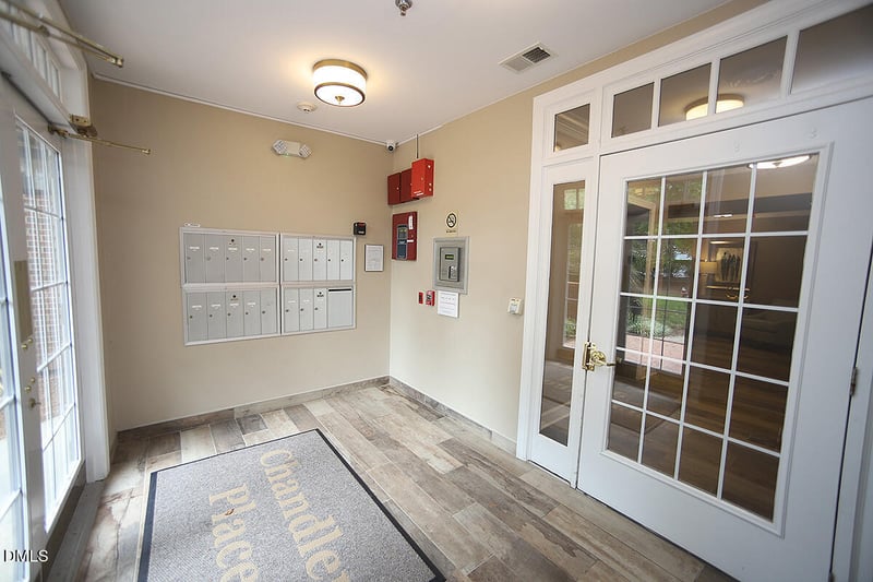 116 Northbrook Dr #305, Raleigh, NC 27609