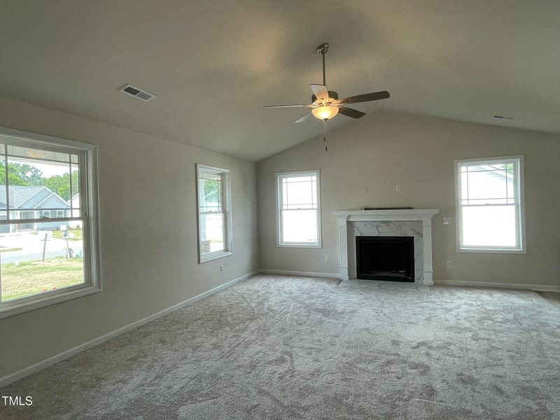 116 Oakfield Trace Dr, Four Oaks, NC 27524