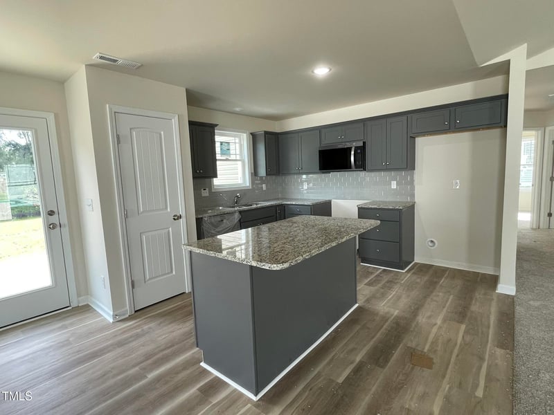 116 Oakfield Trace Dr, Four Oaks, NC 27524