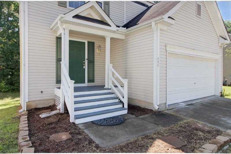 116 Pebblestone Dr, Durham, NC 27703
