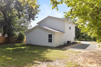 116 Phillips St, Fayetteville, NC 28301