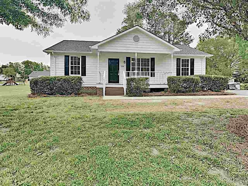 116 Pineview Dr, Zebulon, NC 27597