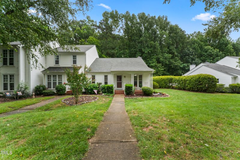 116 Planetree Ln, Cary, NC 27511