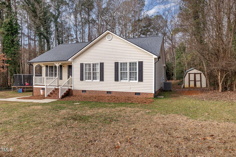 116 Primrose Ln, Clayton, NC 27520