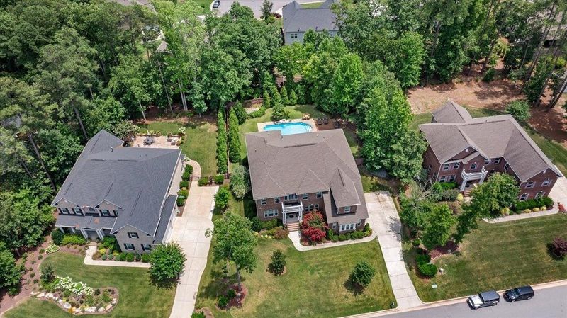 116 Royal Glen Dr, Cary, NC 27518