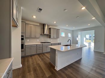 116 Seagraves Creek Ln, Holly Springs, NC 27540