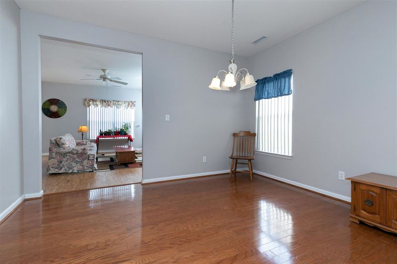 116 Smith Rock Dr, Holly Springs, NC 27540