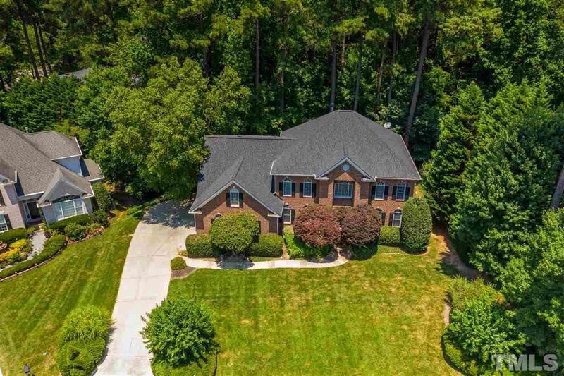 116 Summerview Ln, Cary, NC 27518