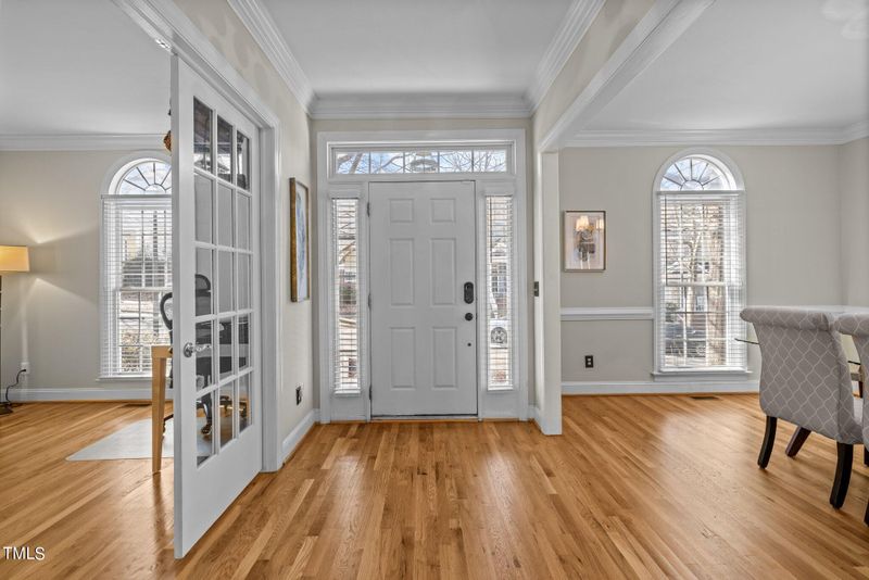 116 Tharrington Dr, Chapel Hill, NC 27516