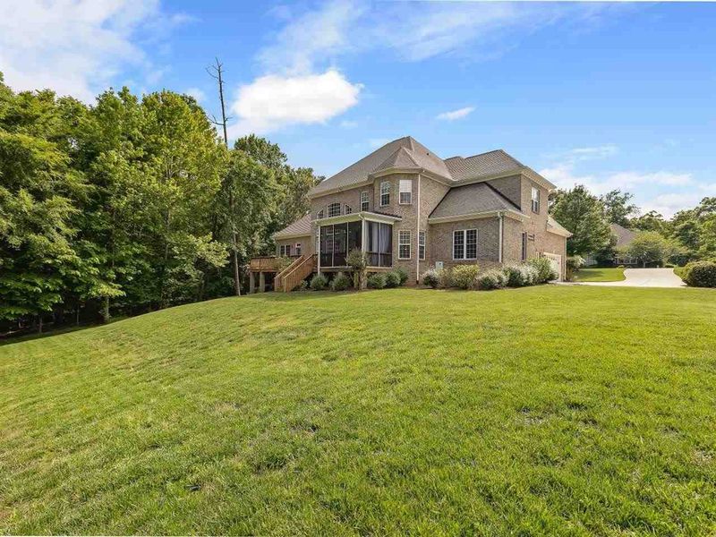 116 The Preserve Trl, Chapel Hill, NC 27517