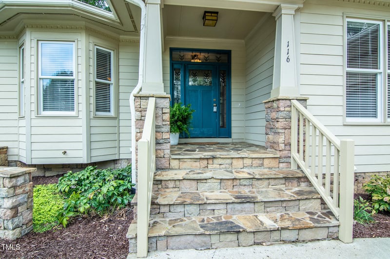 116 Townsend Dr, Clayton, NC 27527