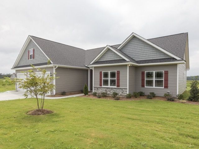 116 Treasure Dr, Lillington, NC 27546