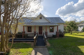 116 West Hill Ave, Hillsborough, NC 27278