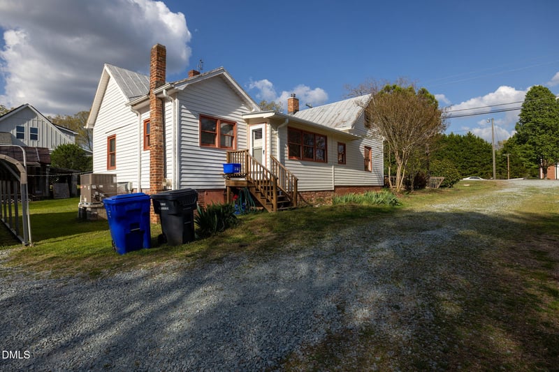 116 West Hill Ave, Hillsborough, NC 27278