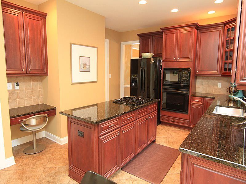 11611 Broadfield Ct, Raleigh, NC 27617