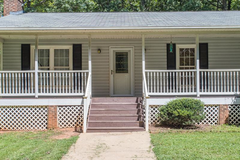 1162 N Main St, Wake Forest, NC 27587