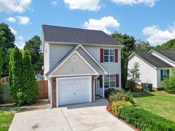 1165 Grovewood Dr, Clayton, NC 27520