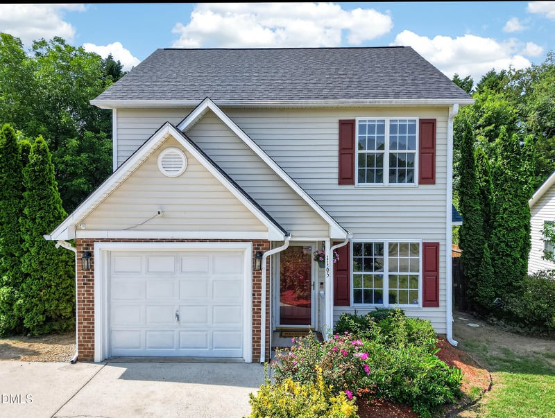 1165 Grovewood Dr, Clayton, NC 27520