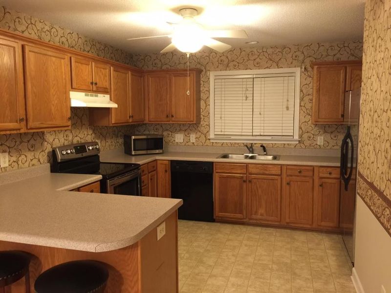 1165 Strader Dr, Burlington, NC 27215