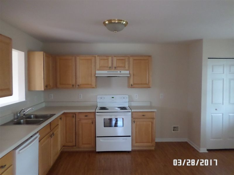 1166 Still Meadow Dr, Creedmoor, NC 27522