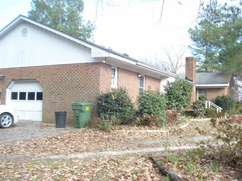11680 N Nc 210, Angier, NC 27501