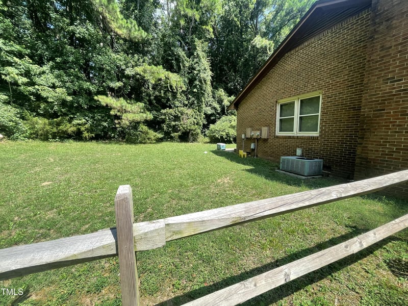 11683 Us 15 , Chapel Hill, NC 27516