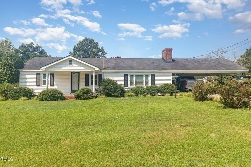 1169 Clayhole Rd, Dunn, NC 28334