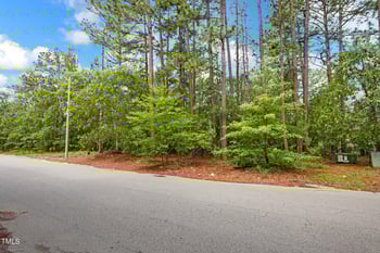 1169 Landau Rd, Fayetteville, NC 28311