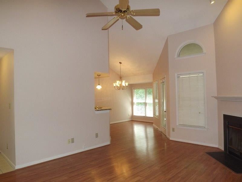 117 Abingdon Ct #2b, Cary, NC 27513