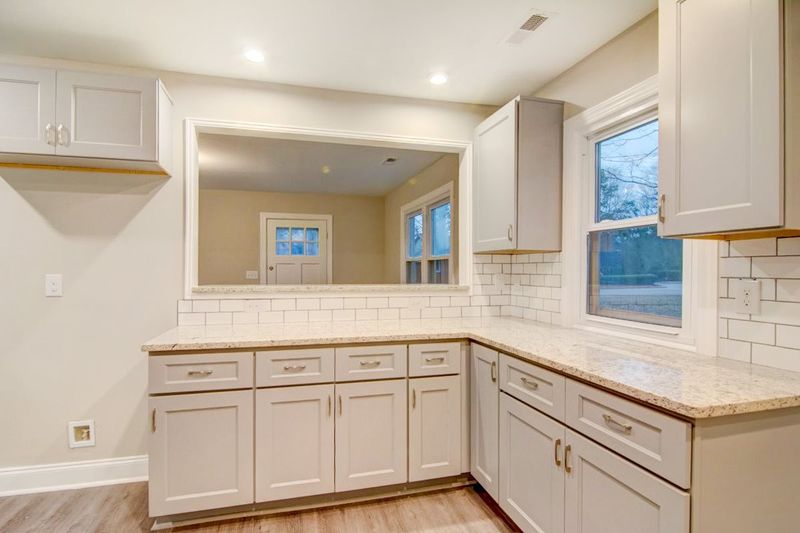 117 Adams St, Cary, NC 27513