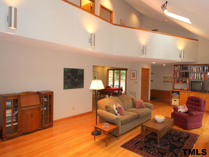 117 Ann Ln, Chapel Hill, NC 27516