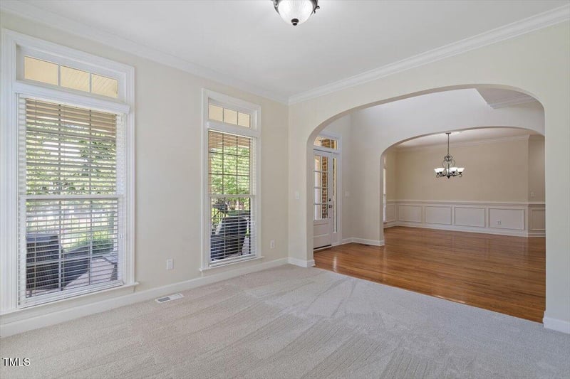 117 Arborhill Ln, Holly Springs, NC 27540