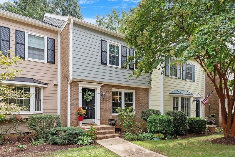 117 Bay Dr, Cary, NC 27511